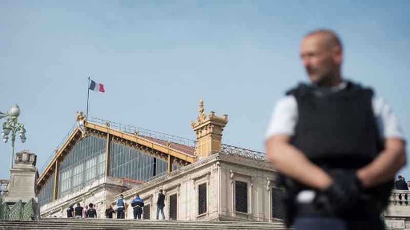 Attentat à la gare Marseille en 2017: le frère du tueur bénéficie d’un non-lieu