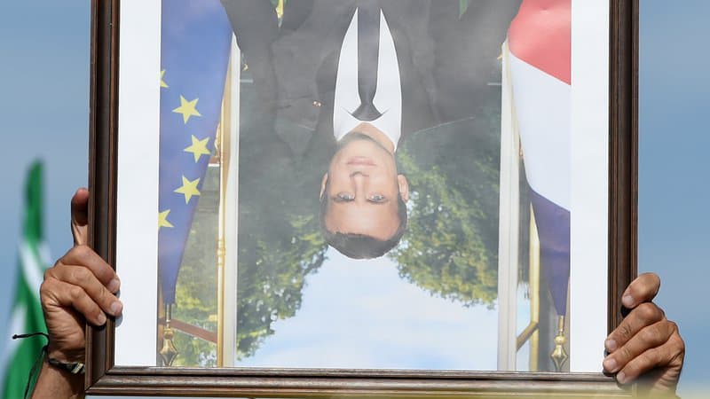 Amiens: un “décrocheur” de portrait d’ Emmanuel Macron relaxé par la justice