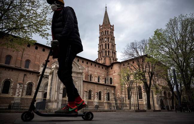 Toulouse : Une femme de 59 ans interpellée pour avoir tagué des propos satanistes et antisémites