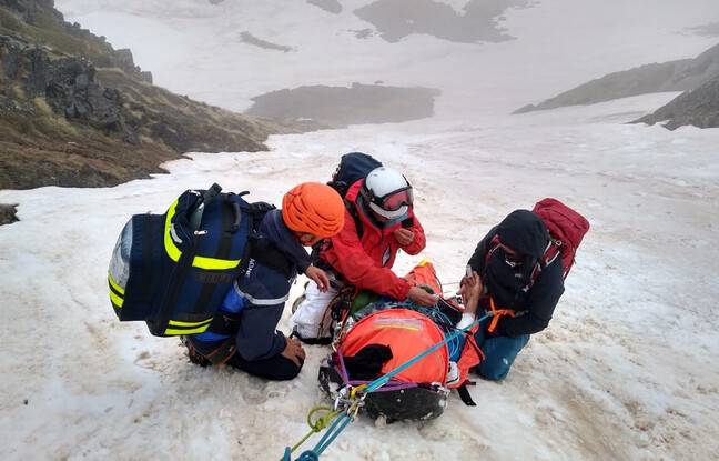 Pyrénées-Orientales : Le sauvetage d’un randonneur sur un sommet enneigé a duré huit heures