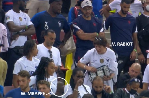 VIDEO : La mère d’Adrien Rabiot s’en prend aux parents de Kylian Mbappé dans les tribunes !