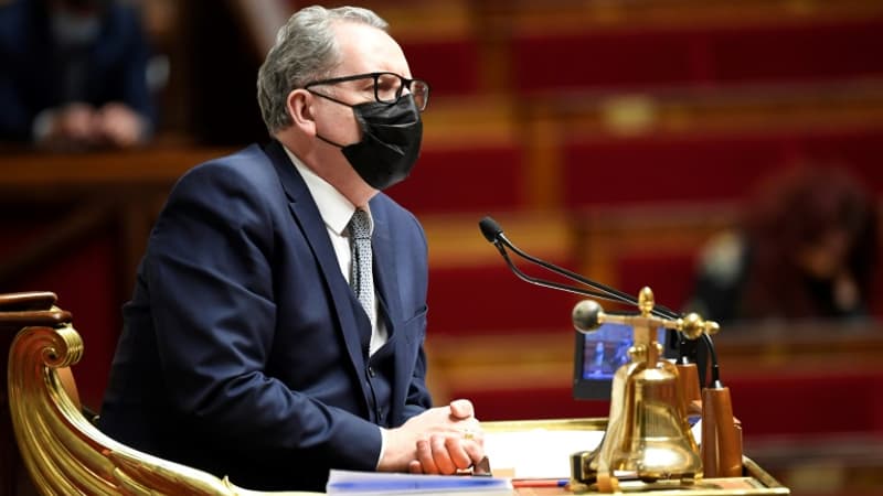 Pass sanitaire: Ferrand porte plainte pour des menaces de mort contre des députés