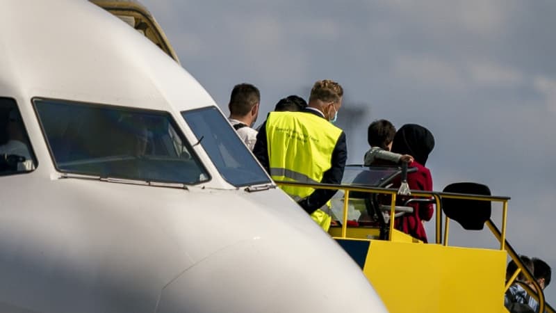 Un rapatrié afghan soupçonné d’être en lien avec les talibans placé sous surveillance en France