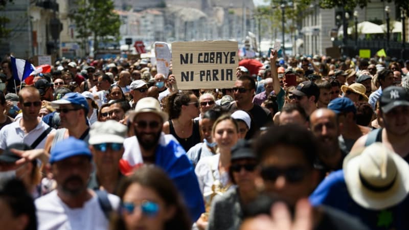 Quatrième week-end de mobilisation anti-Pass: des manifestations dans 150 villes en France ce samedi