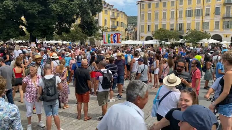 Provence-Alpes-Côte d’Azur: au moins 37.000 personnes dans les rues contre le pass sanitaire