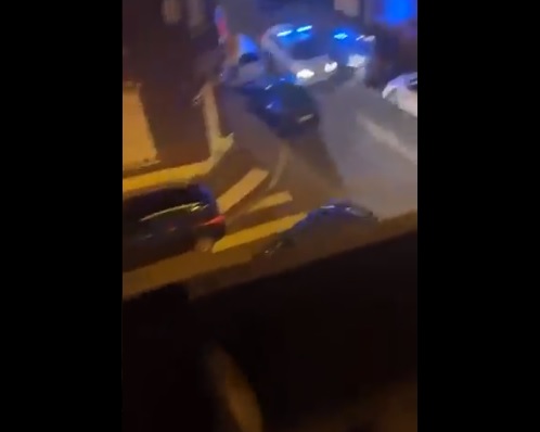VIDEO CHOC – Des policiers tirent sur des fuyards lors d’une course-poursuite !