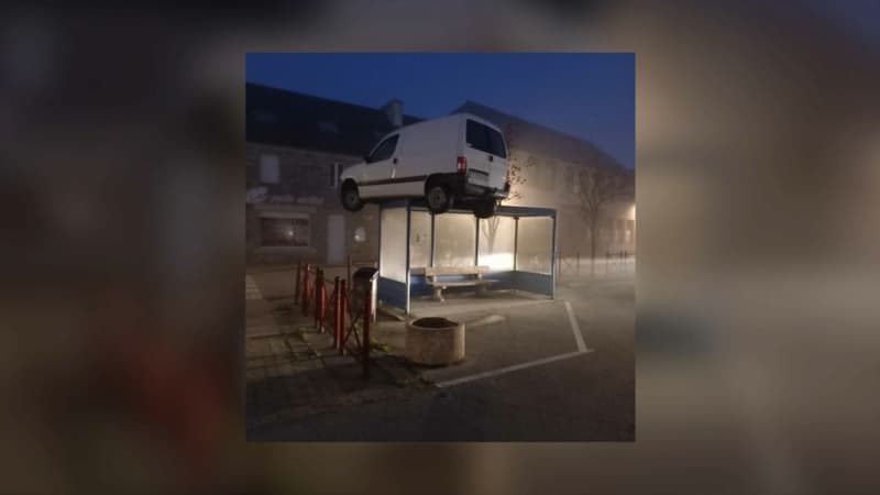 Une commune du Finistère découvre un utilitaire juché sur un abribus