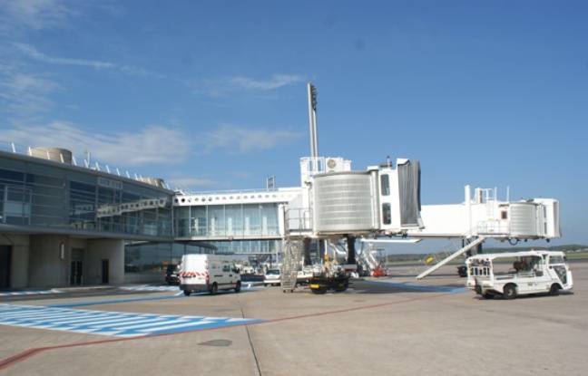 Montpellier : Arrêtée au moment de prendre l’avion après une fausse déclaration de vol de portable