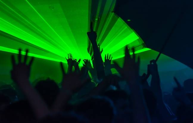 Rouen : Un couple roué de coups de matraque par un groupe à la sortie d’une discothèque