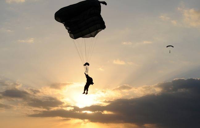 La Réunion : Deux parachutistes portés disparus depuis trois jours