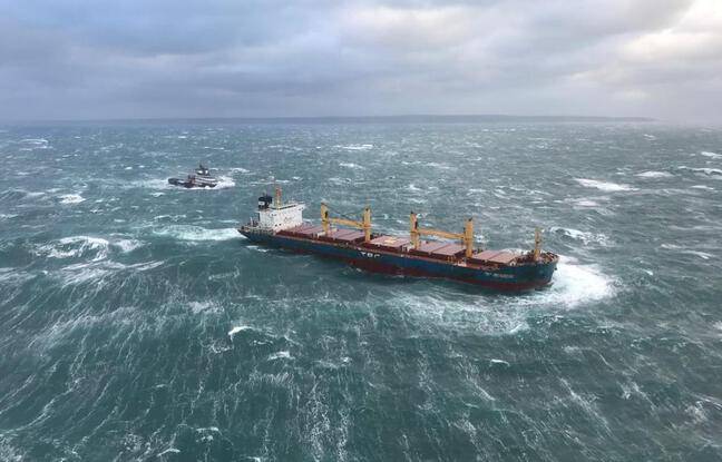 Pas-de-Calais : Alerte maximale pour un énorme navire beaucoup trop proche des côtes