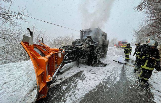 Haute-Garonne : Venu pour déblayer la route, le chasse-neige prend feu et bloque l’accès