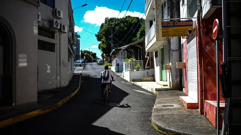 Guadeloupe: le couvre-feu de 18h à 5h est prolongé jusqu’à jeudi