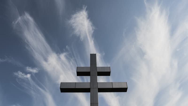 Doubs: une mosquée et deux centres turcs tagués avec des croix de Lorraine