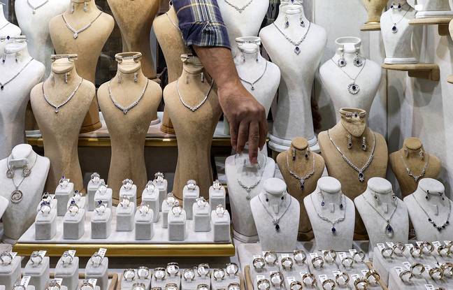 Morbihan : Un commerçant ligoté lors du braquage de sa bijouterie