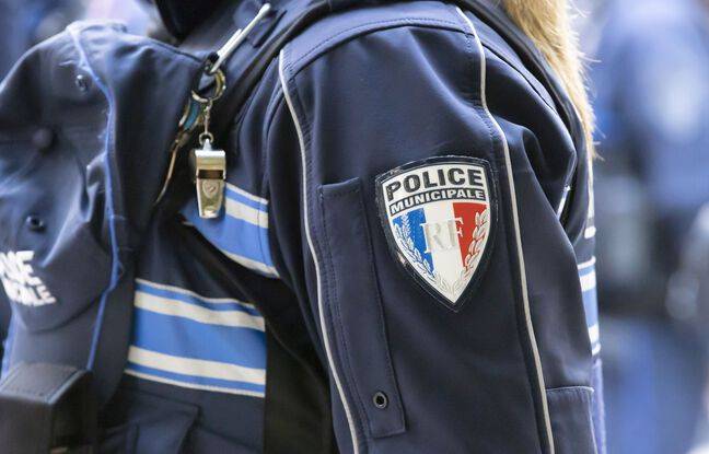 Nîmes : Un routier entend du bruit dans sa remorque et emmène son camion directement au commissariat