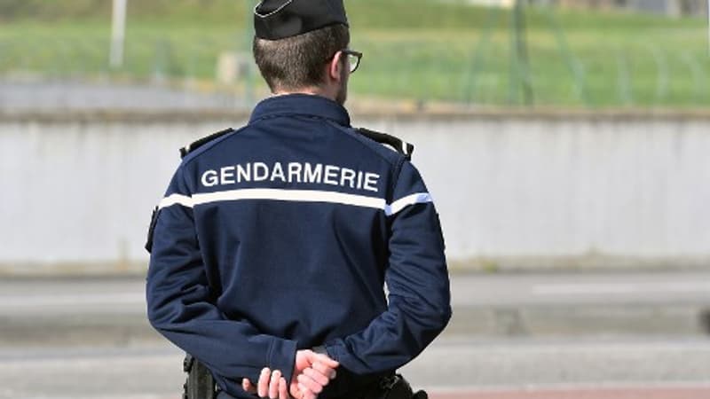 Maine-et-Loire: une jeune militaire de 28 ans tuée à coups de couteau, son ex-conjoint en fuite