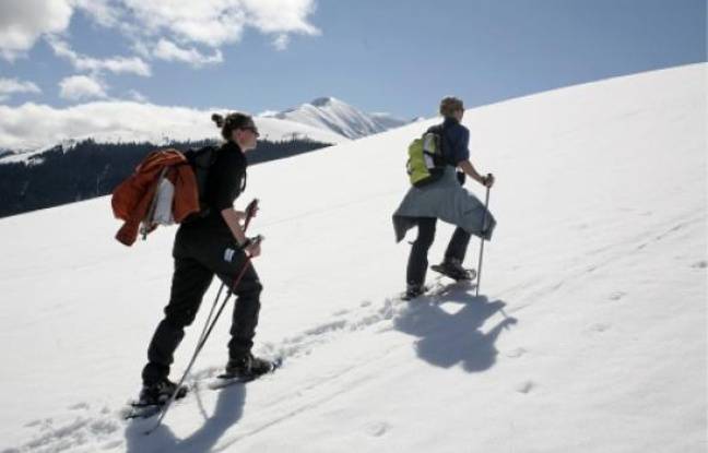 Doubs : Un homme meurt en pleine balade en raquettes