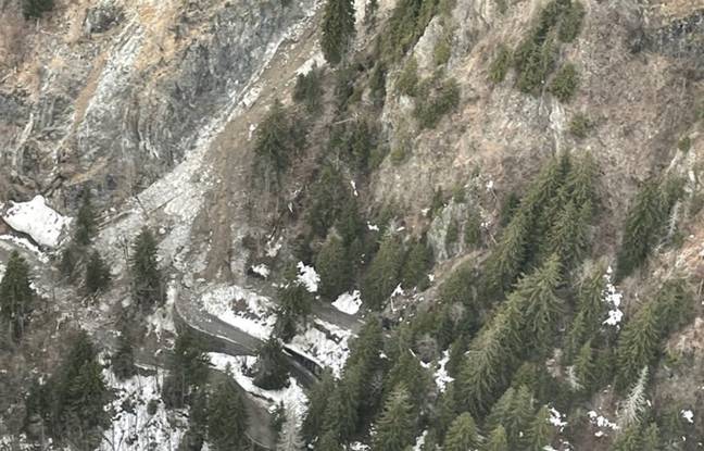 Mont-Blanc : Une soixantaine de vacanciers évacués par hélicoptère après un énorme éboulement