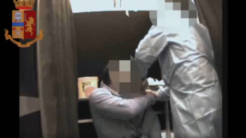 Italie: un infirmier arrêté après avoir administré de fausses doses de vaccin à des antivax