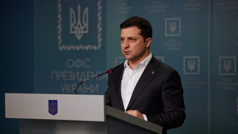 Ukraine: Zelensky appelle à ne pas déposer les armes et défendre Kiev