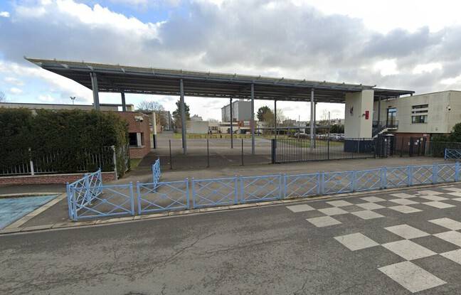 Amiens : Une salle de classe traversée par une balle, une enquête ouverte pour tentative d’homicide