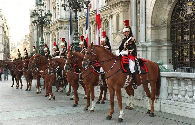 Paris : Un gendarme de la garde républicaine en état d’ébriété exhibait un couteau