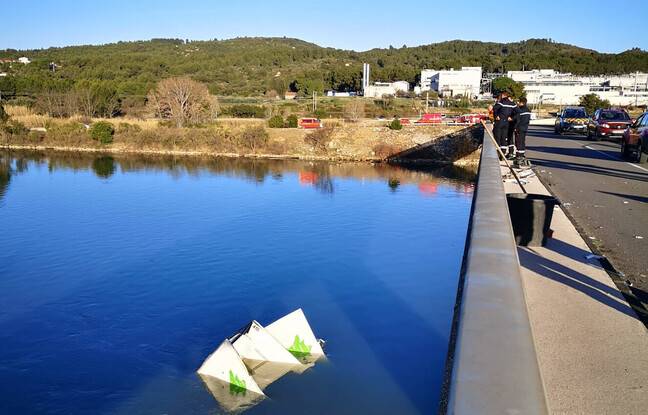Gard : Un camion retrouvé immergé dans le Rhône, le chauffeur est introuvable