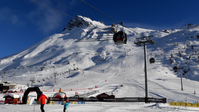 Tignes: un jeune skieur de 19 ans meurt après une chute