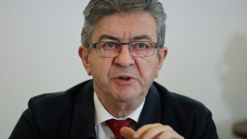 Guerre en Ukraine: pour Mélenchon, Macron ne devrait pas “s’agiter avec arc et flèches”