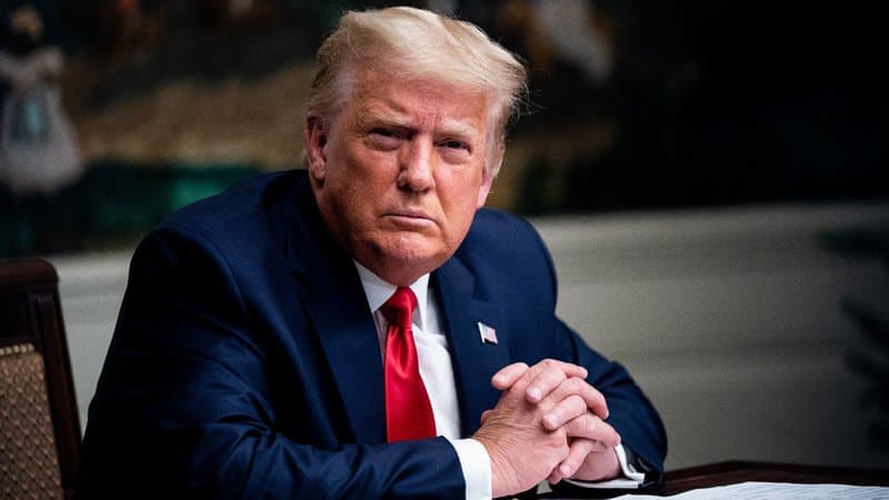 Accusations de collusion avec la Russie: Donald Trump porte plainte contre Hillary Clinton