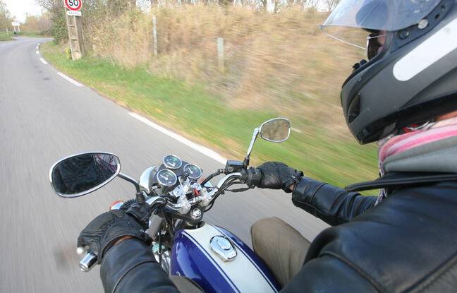 Perpignan : La police lance un appel à témoins après la mort d’un motard dans une sortie de route