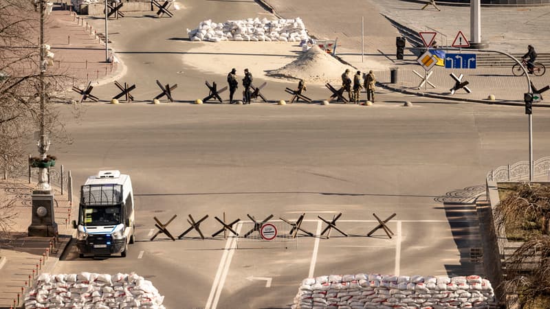 Guerre en Ukraine: pourquoi un couvre-feu a été instauré à Kiev jusqu’à jeudi matin