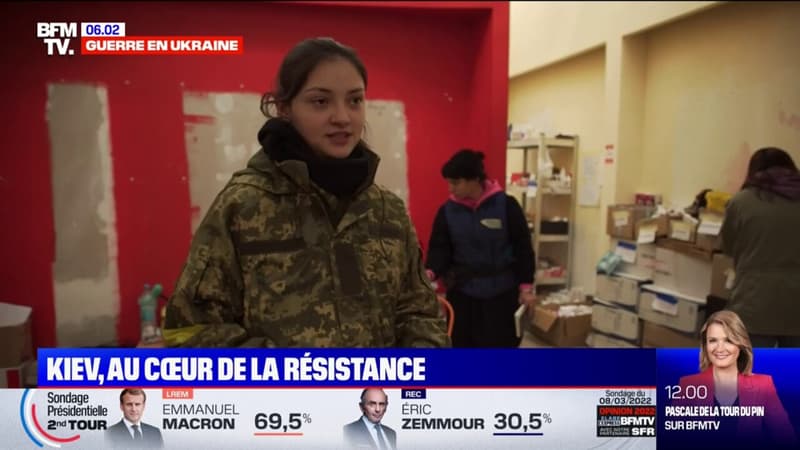 Guerre en Ukraine: au cœur du QG de la défense territoriale à Kiev