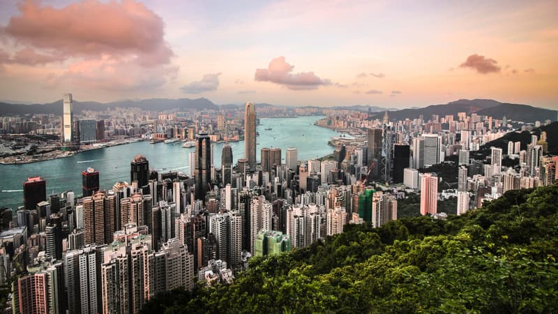 Covid-19: Hong Kong va lever l’interdiction de vols en provenance de neuf pays en avril