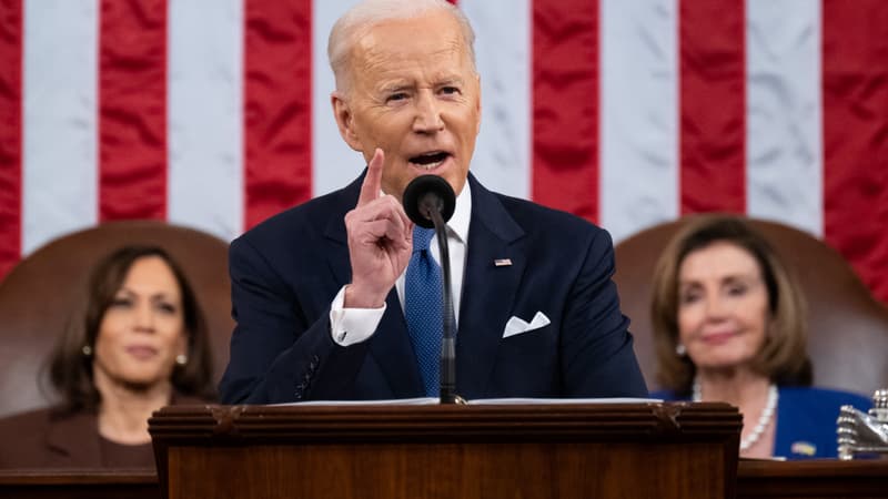 Biden qualifie Poutine de “dictateur” et juge qu’il est “plus isolé que jamais”