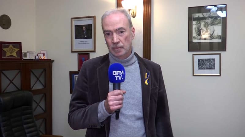 L’ambassadeur de France en Ukraine annonce que “300 Français” sont en train de quitter le pays