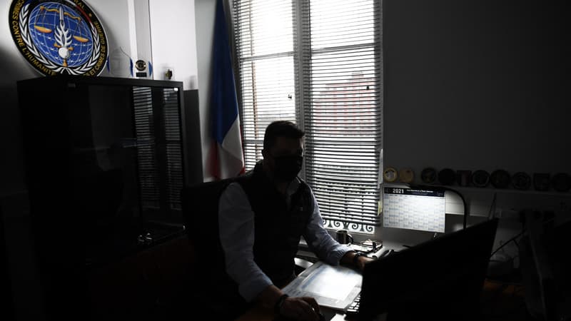 Un néo-nazi français de retour d’Ukraine mis en examen pour “injures” et “provocations” racistes