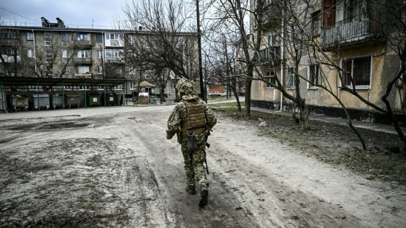 EN DIRECT – Repli de la Russie vers l’est de l’Ukraine: un tournant dans la guerre?