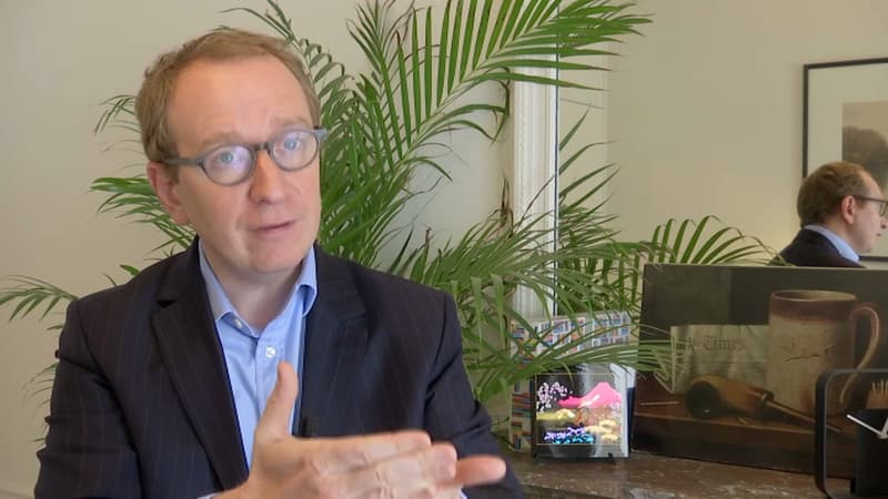 “Beaucoup d’éléments manquent”: le procès de Laurent Bigorgne renvoyé, d’autres investigations ordonnées