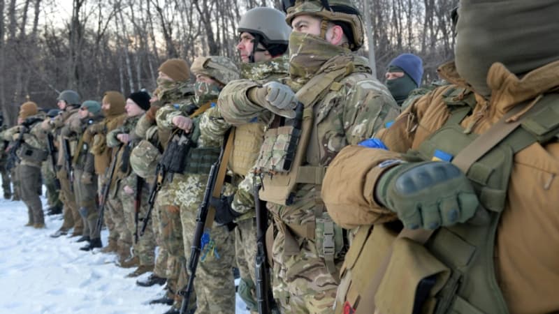 Guerre en Ukraine: au cœur du régiment Azov, ce bataillon ukrainien controversé