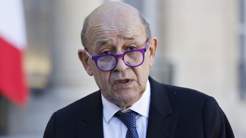 Mali: Paris “préoccupé” par de possibles “exactions” de militaires maliens et de mercenaires russes