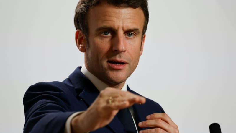Israël: Emmanuel Macron dénonce la “folie meurtrière” après l’attentat à Tel-Aviv