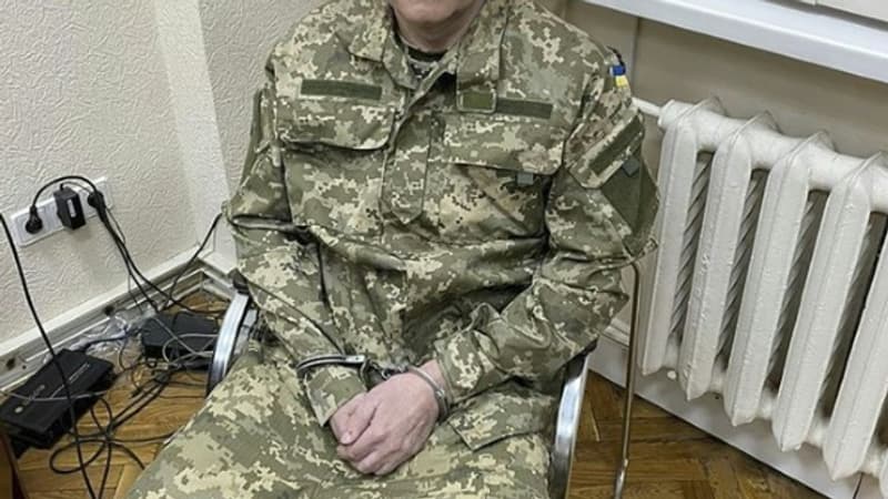 Ukraine: qui est Viktor Medvedtchouk, ce proche de Poutine que Zelensky propose d'”échanger” contre des civils?