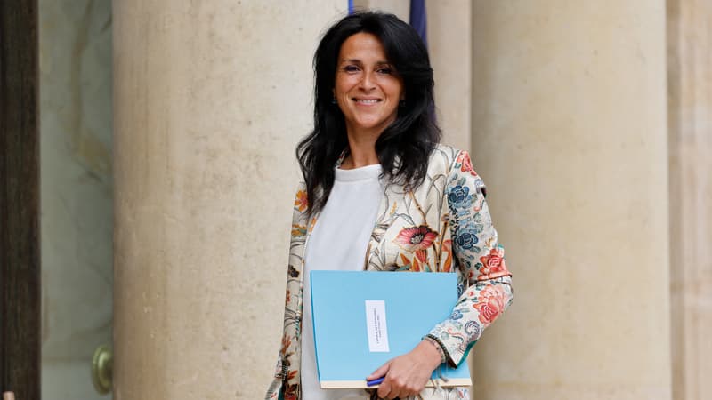 “Normalement vous devriez crier”: le témoignage d’une ex-patiente de Chrysoula Zacharopoulou, accusée de viol