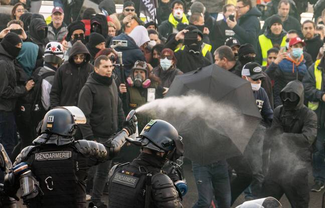 Seine-Saint-Denis : Deux policiers suspendus pour avoir aspergé un homme de gaz lacrymogène