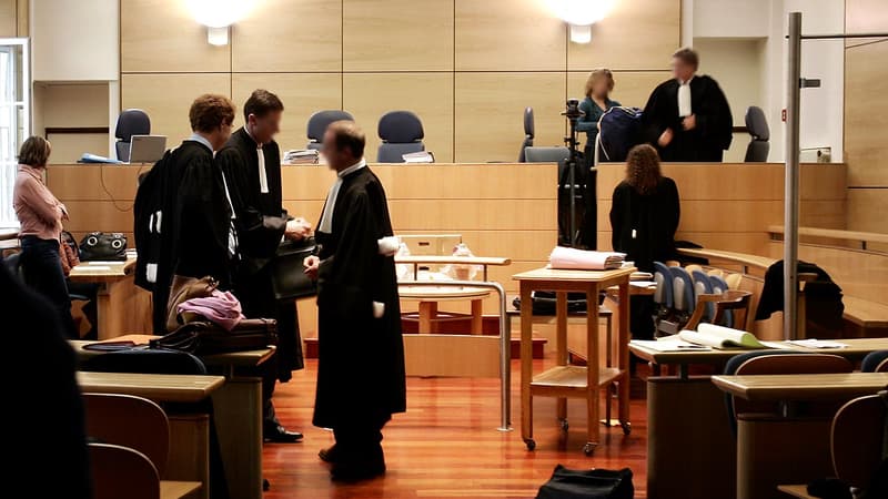 Cinq procès, quatre renvois: le “procès maudit” d’un double parricide au Pays basque en 2016