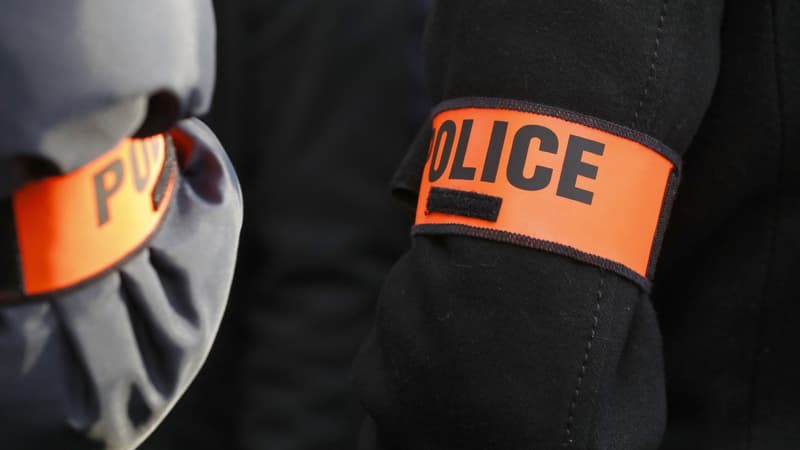 Maine-et-Loire: un corps en décomposition découvert dans une voiture sur le parking d’un supermarché