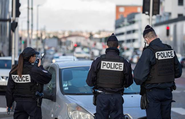 Toulouse : La police interpelle un « justicier » torse nu et armé de deux couteaux de cuisine
