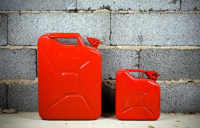 Seine-Maritime: 1.800 litres de carburant siphonnés dans des bus scolaires en pleine nuit